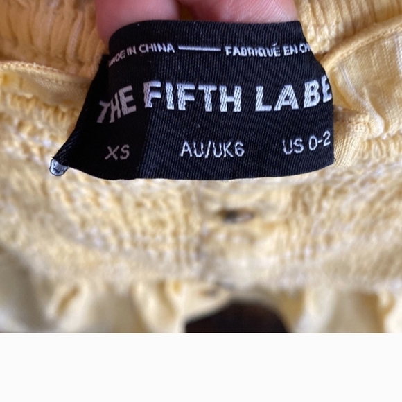 The Fifth Label Top - Picture 4 of 7